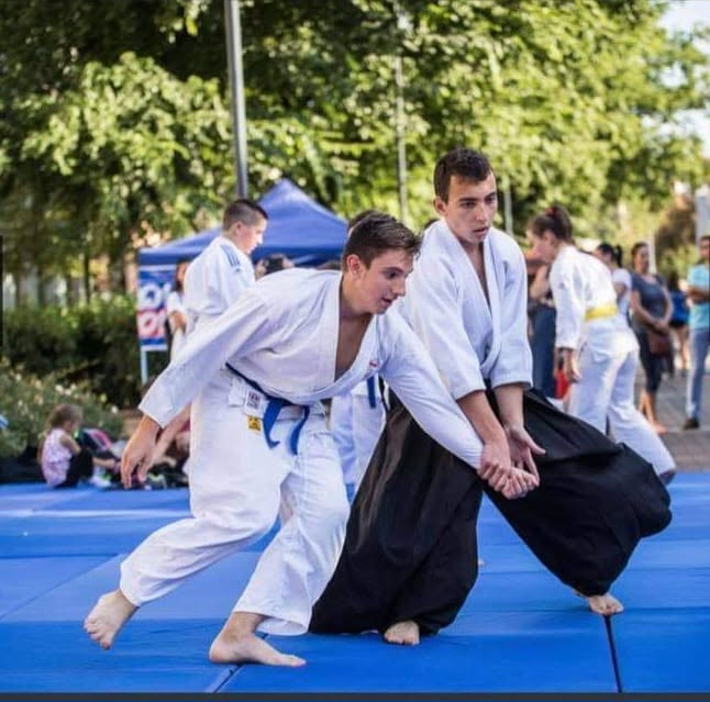 Dojo közösség és bemutató
